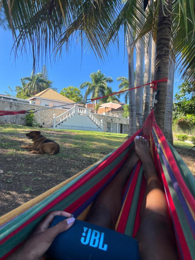The Lodge @ Peaceful Palms Montego Bay Exteriör bild