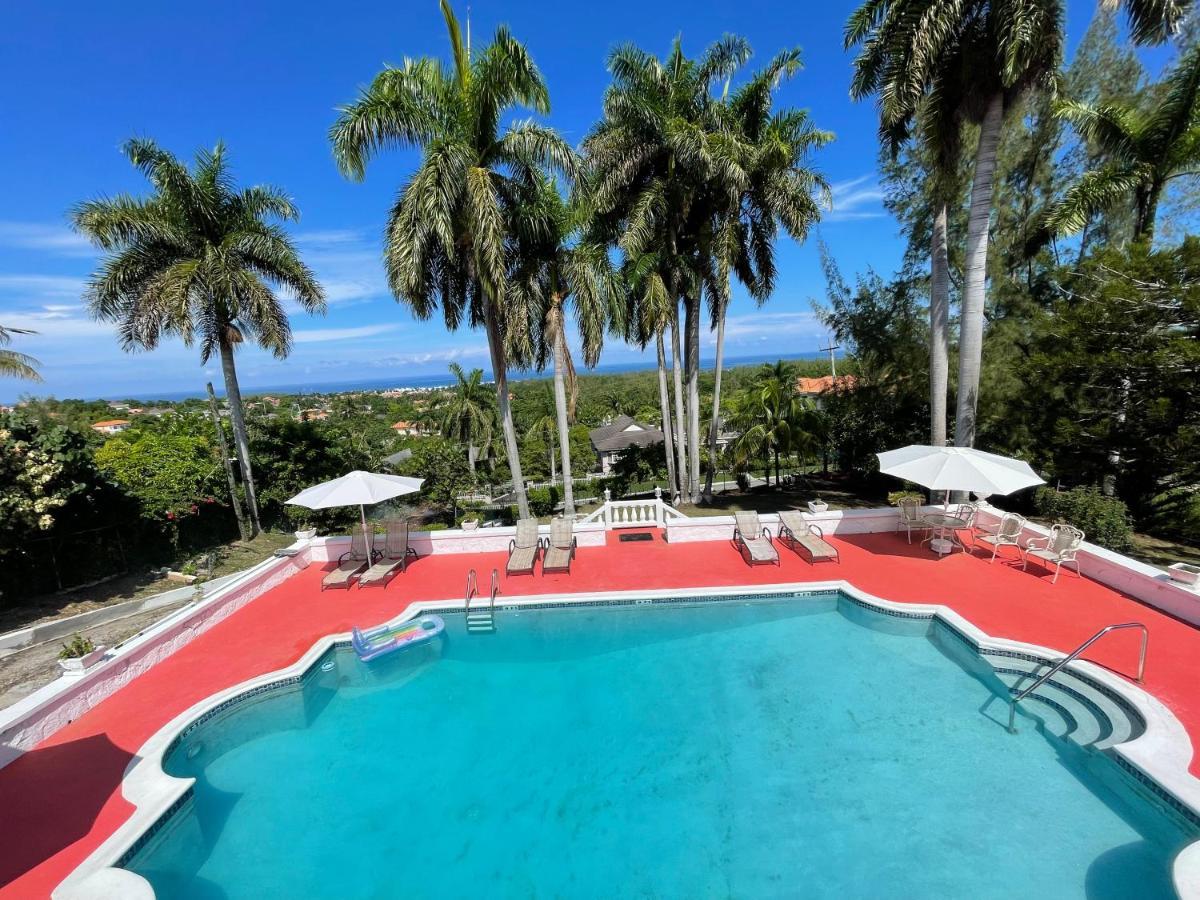 The Lodge @ Peaceful Palms Montego Bay Exteriör bild