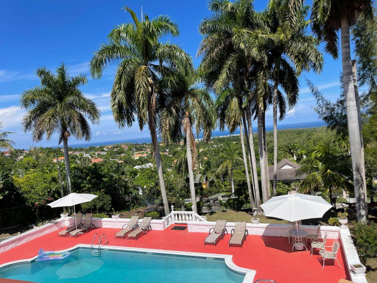 The Lodge @ Peaceful Palms Montego Bay Exteriör bild