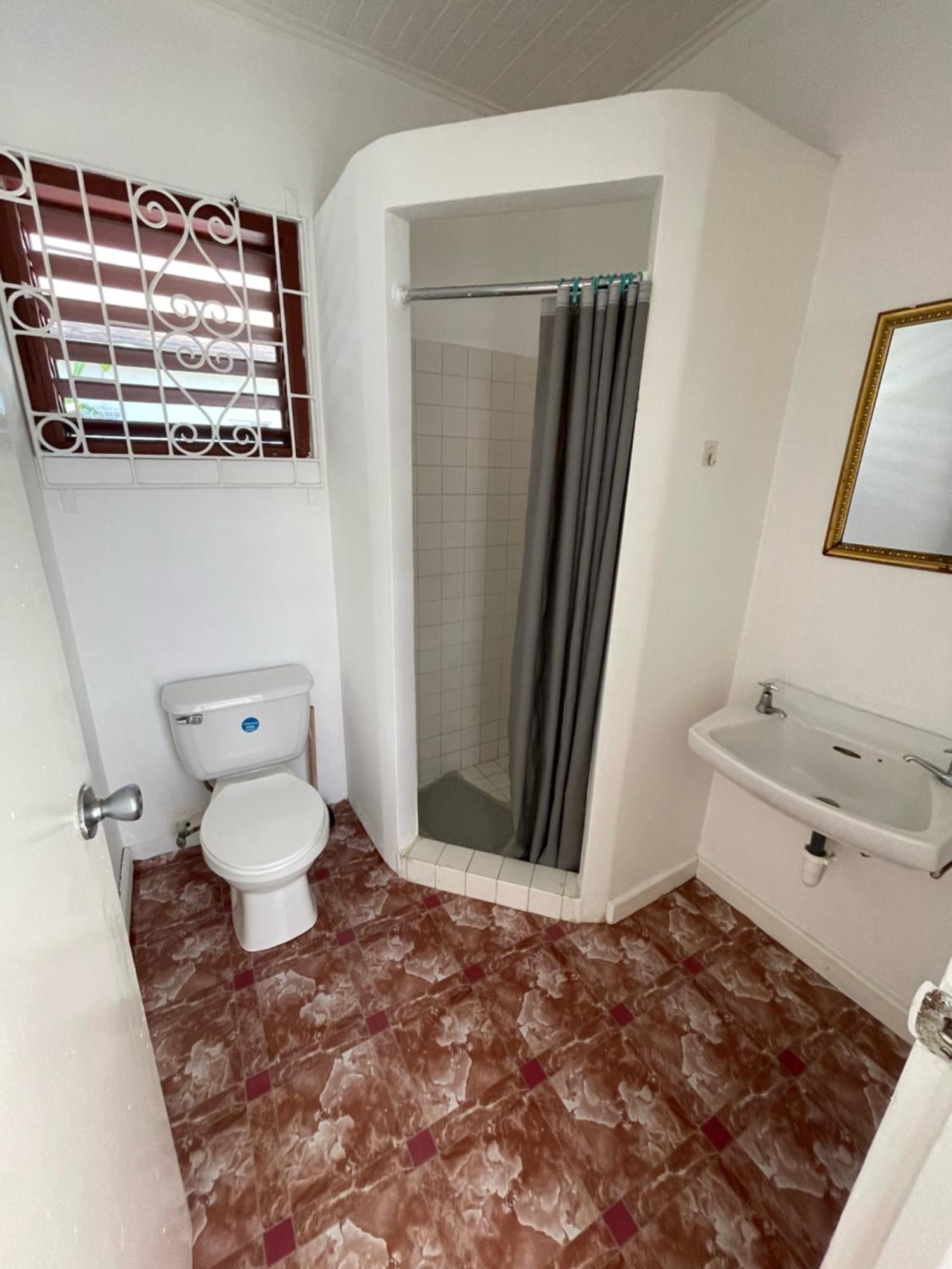 The Lodge @ Peaceful Palms Montego Bay Exteriör bild